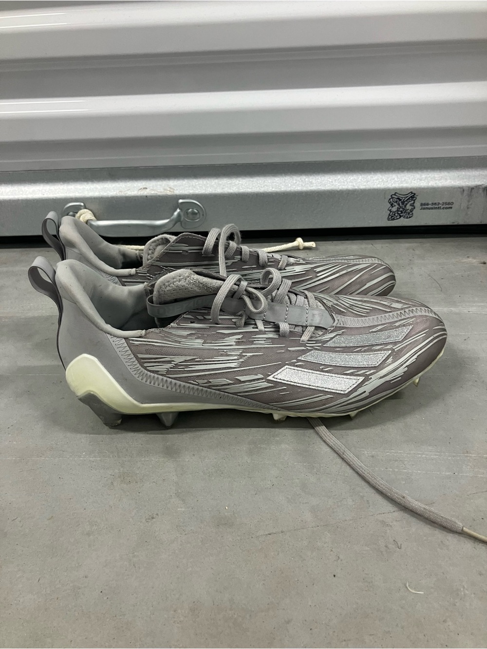 Adidas Men’s Adizero Football Cleats Size 12 grey